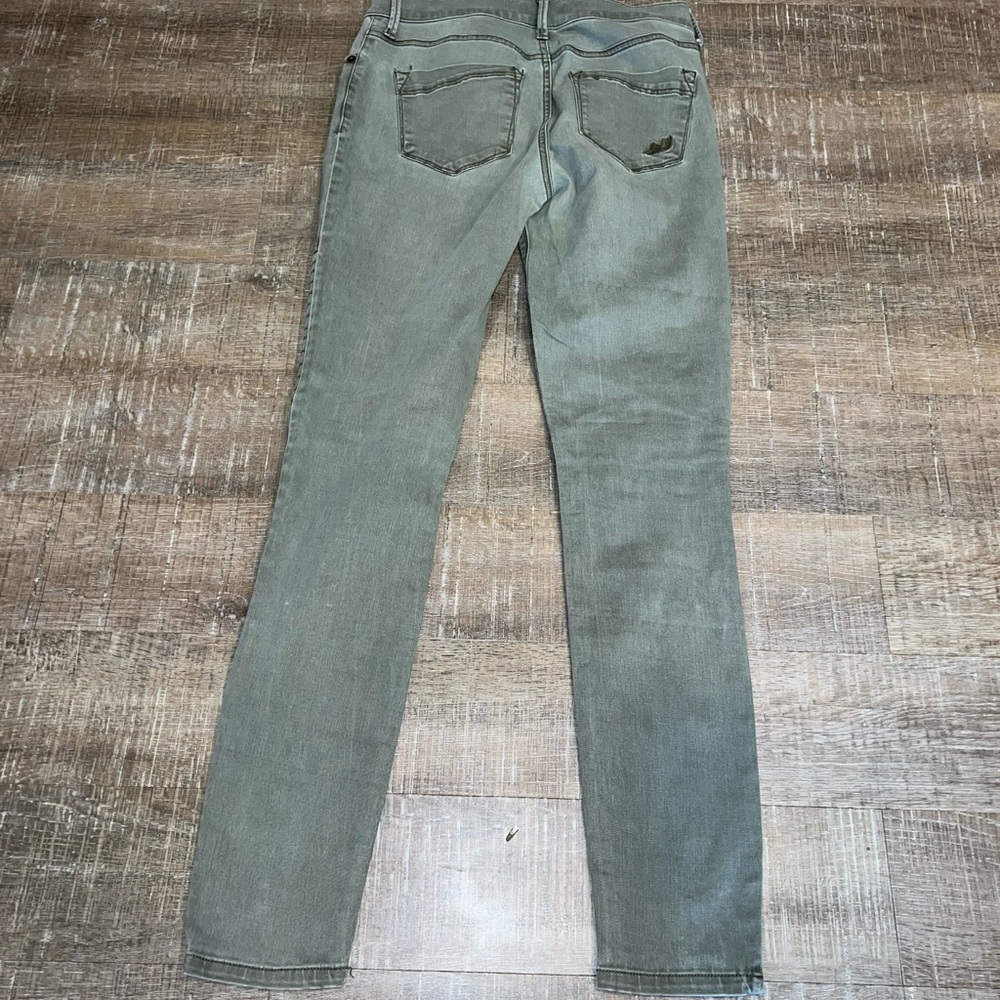 Express Skinny Jeans - Picture 11 of 16